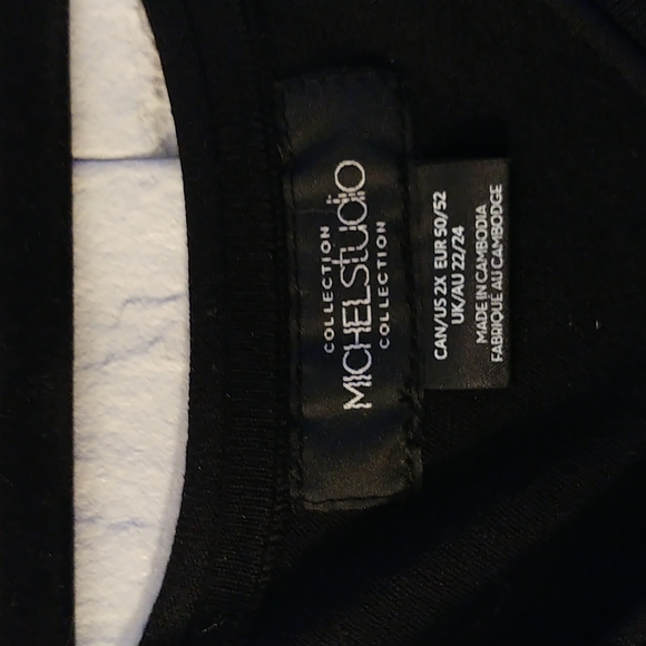 Michel Studio V Neck Lace Up Sleeve Sweater Size 2x - Picture 2 of 5